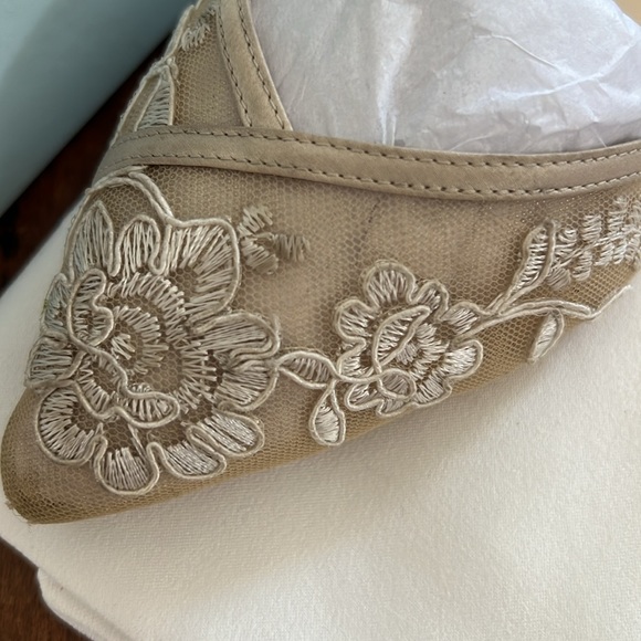 Bella Belle CELIA Lace D'Orsay Nude Flats for Wedding - Size 7.5.  Worn once! - Picture 3 of 11